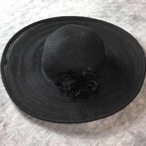 Nine West wide brim black hat